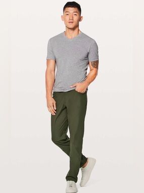 Mens Lululemon ABC Pant Classic 
Warpstreme size 30